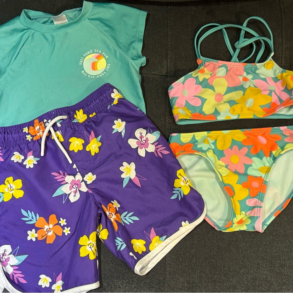 Cat & Jack 3- piece swimsuit w/shorts